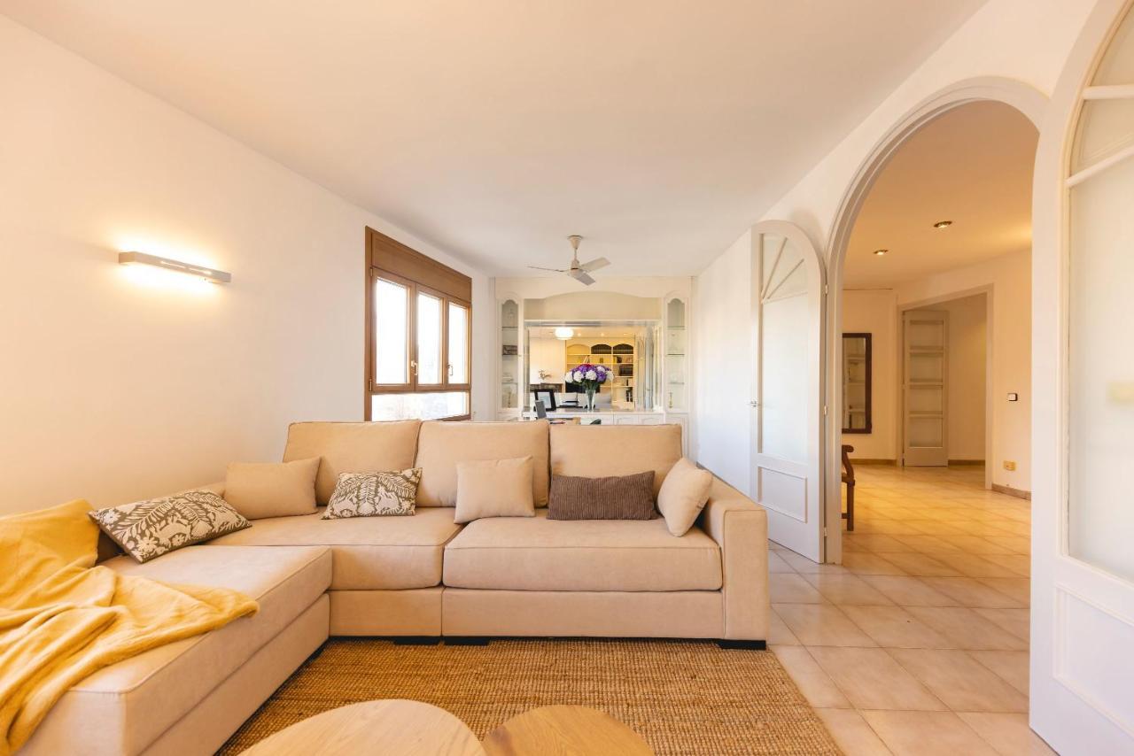 Bravissimo El Lleo, Bright 4-Bedroom Apartment Χιρόνα Εξωτερικό φωτογραφία