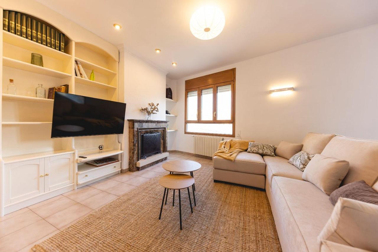 Bravissimo El Lleo, Bright 4-Bedroom Apartment Χιρόνα Εξωτερικό φωτογραφία