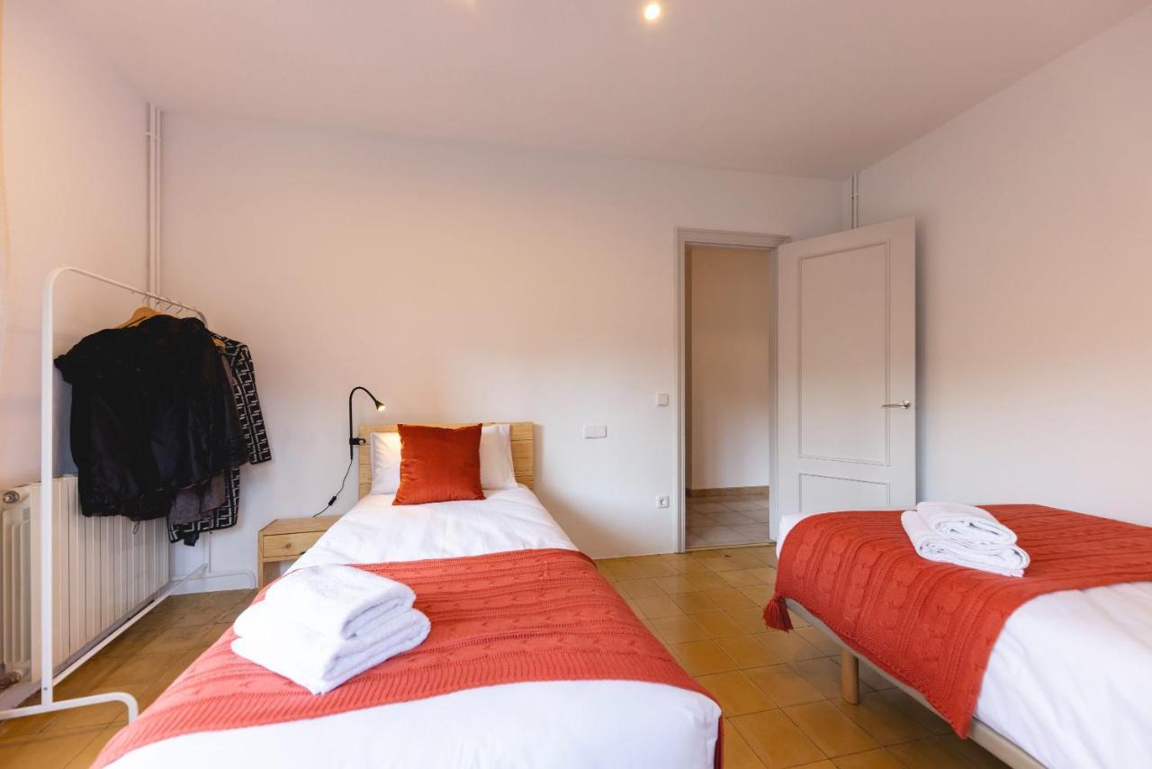 Bravissimo El Lleo, Bright 4-Bedroom Apartment Χιρόνα Εξωτερικό φωτογραφία
