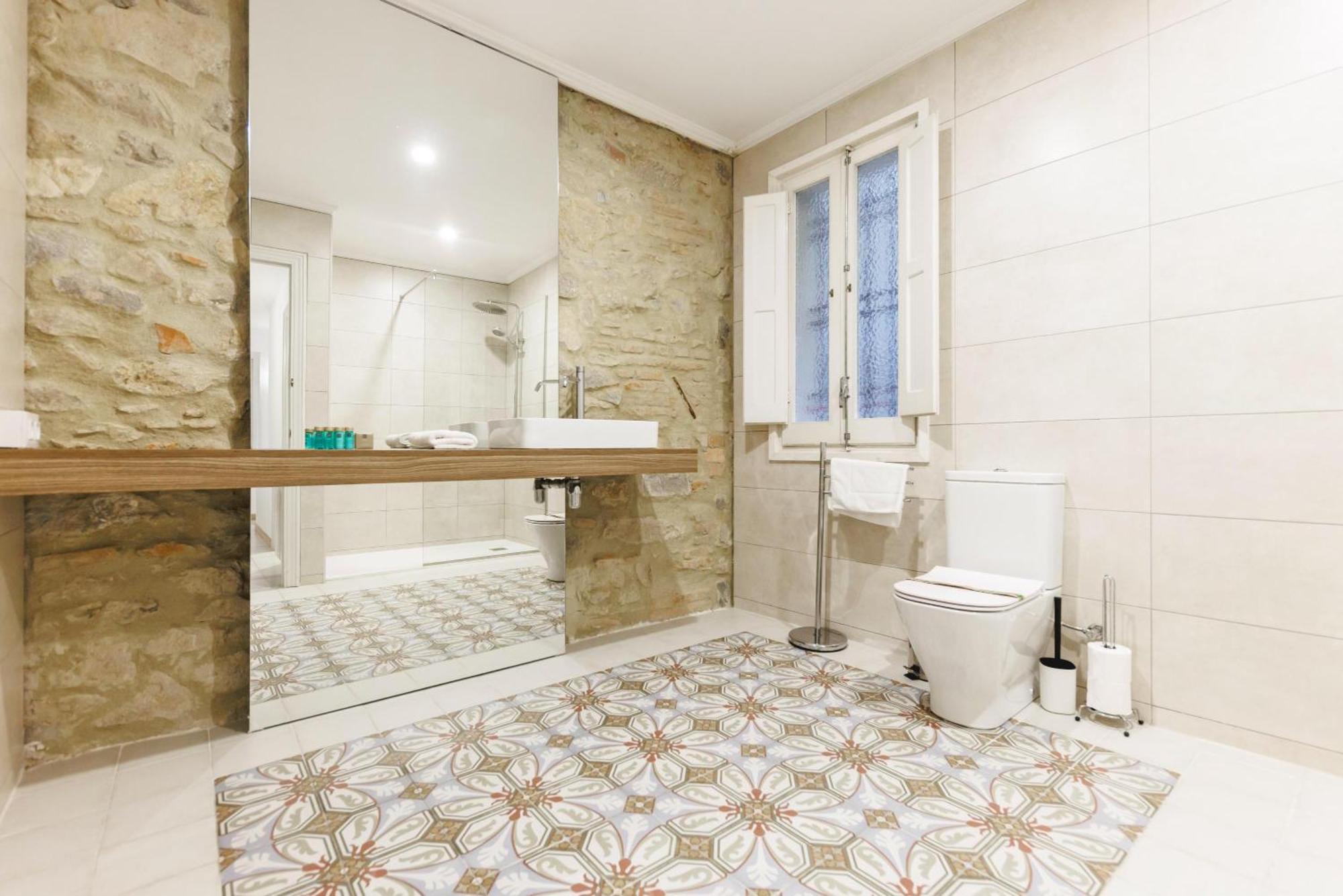 Bravissimo El Lleo, Bright 4-Bedroom Apartment Χιρόνα Εξωτερικό φωτογραφία